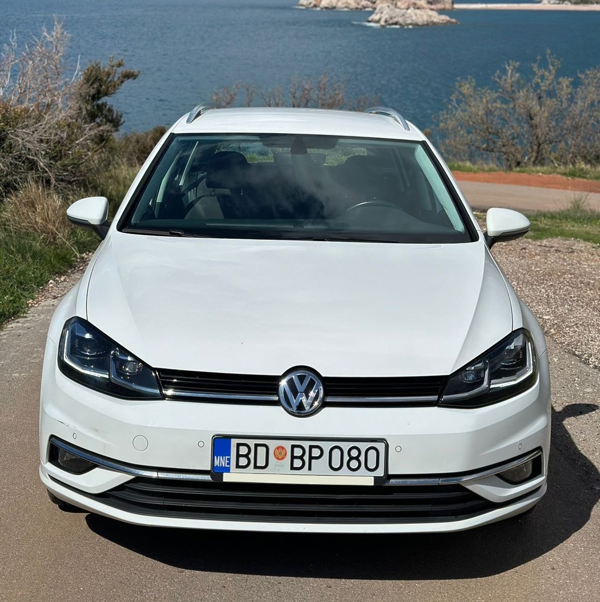 Volkswagen Golf - Image 4